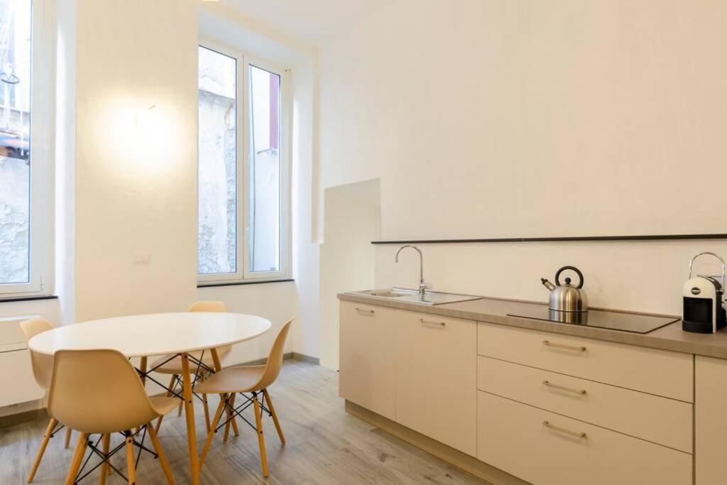 Castelli's Campo 12 Apartment *